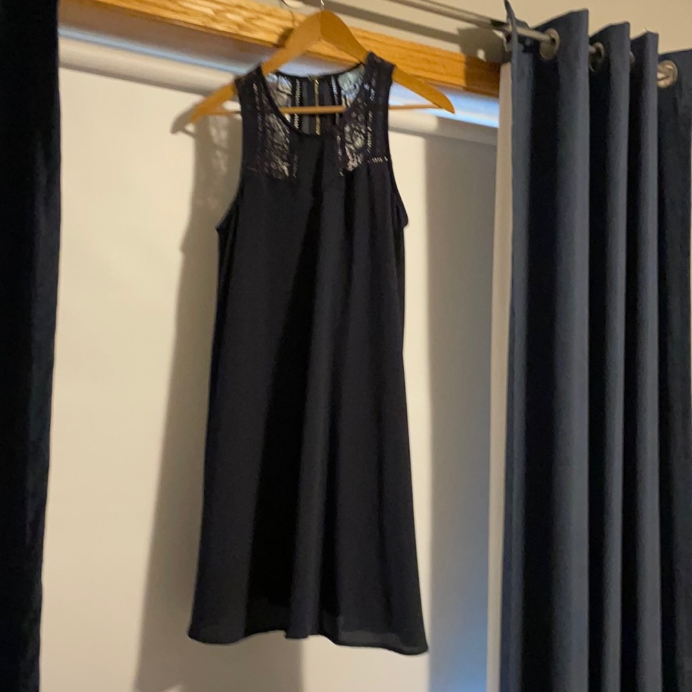 Very cute baby doll dress back zip